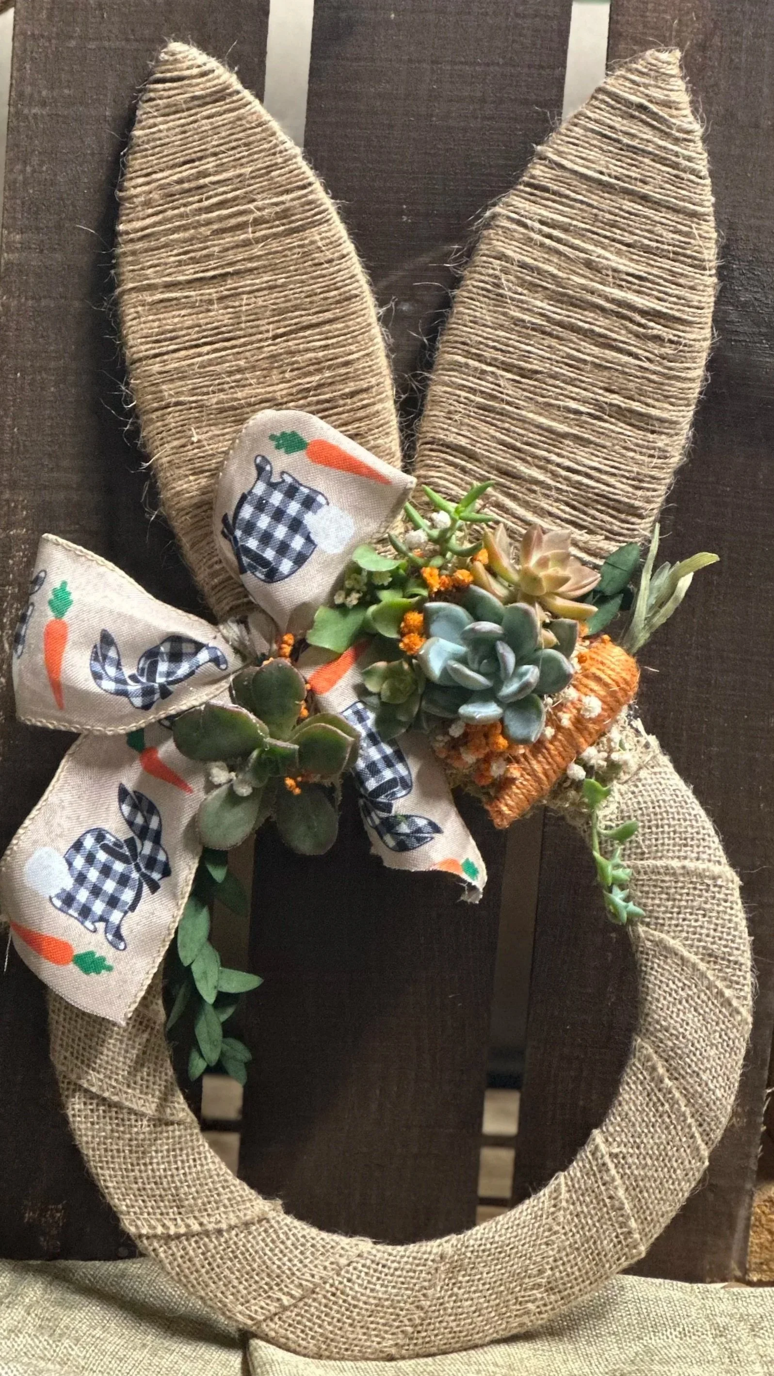 
Burlap & Twine Succulent Bunny Wreath

One Size-Medium Wire

This can be a live or dried project.

Wrap this wire bunny wreath with two different materials, Burlap on the ring, and twine on the ears. Sphagnum moss, succulent cuttings, dried flower &