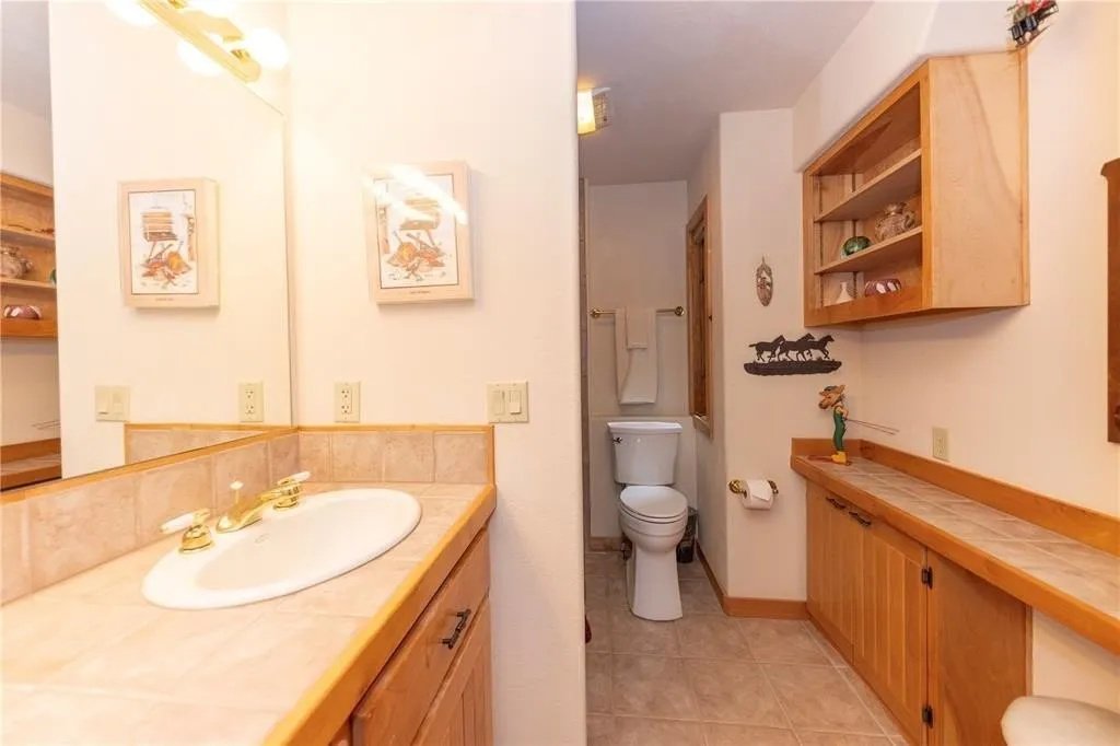 Bathroom 3