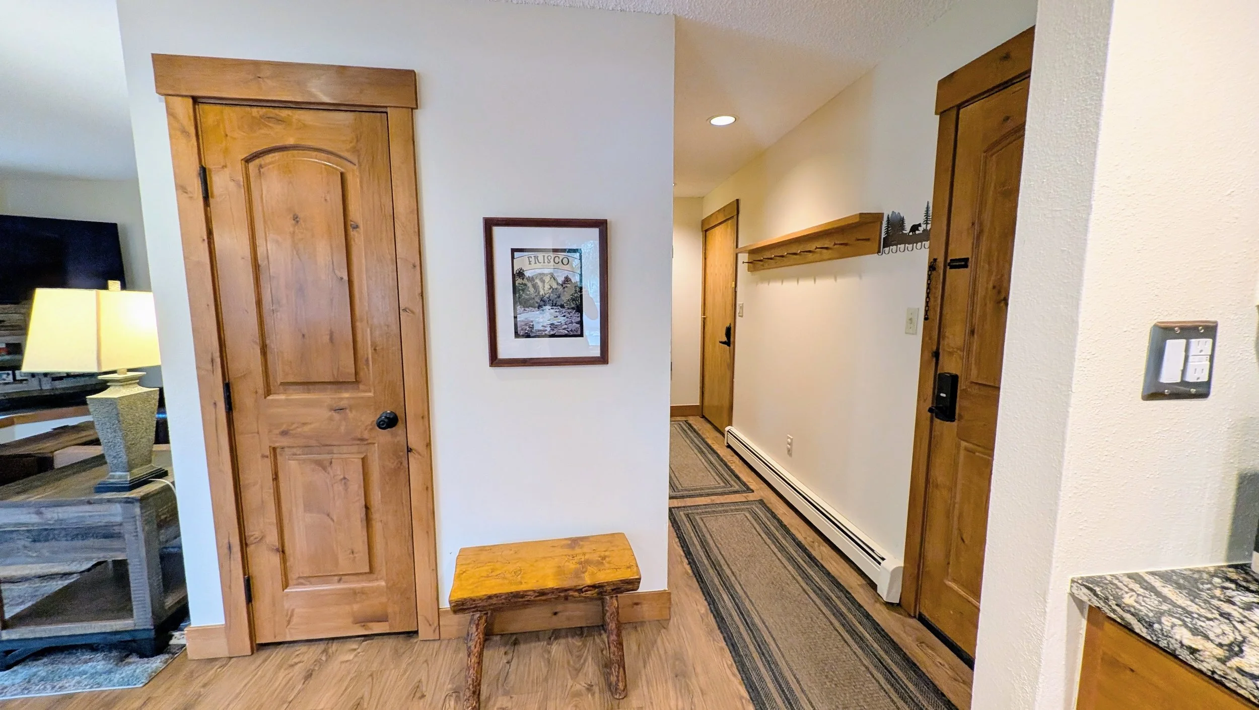 LR, Half Bath & Entry Hall