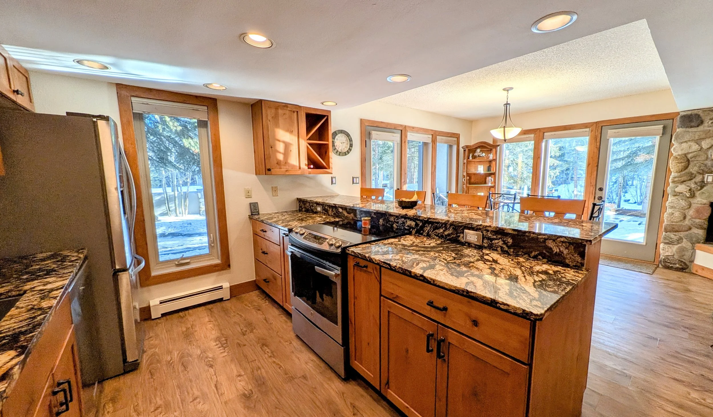 Modern kitchen with everything you need