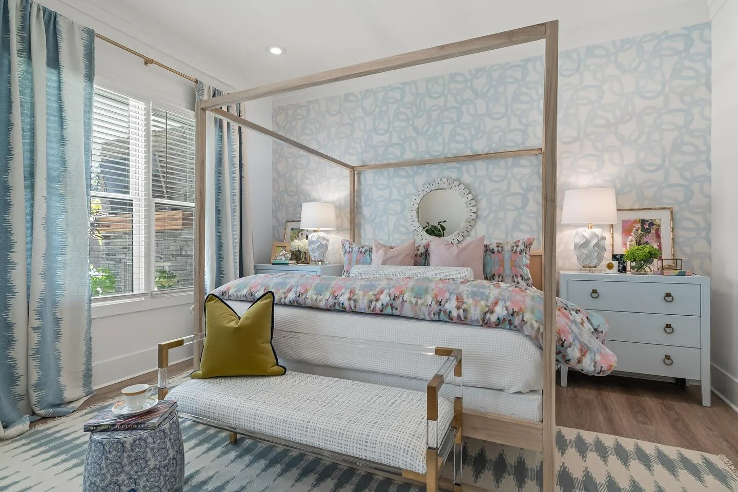 Light colors, dark colors, bright colors, moody colors…We can do it all and we love it all!! 
Want AMI to help you love your home? Email us or use the link in profile to reach out!
. 
.
#astonmoodyinteriors #columbiascinteriordesigner #gocol