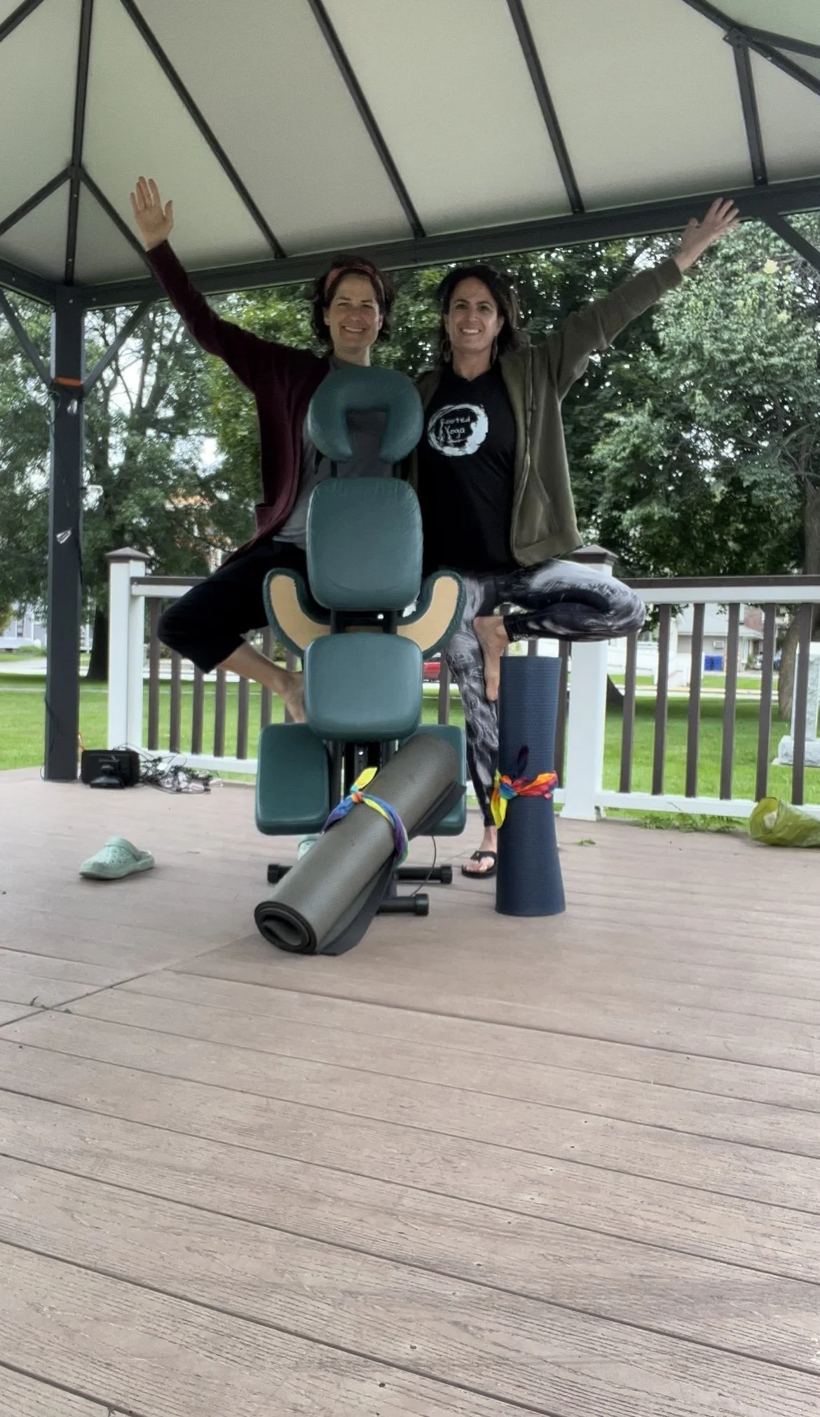 Mary + Stina.jpg