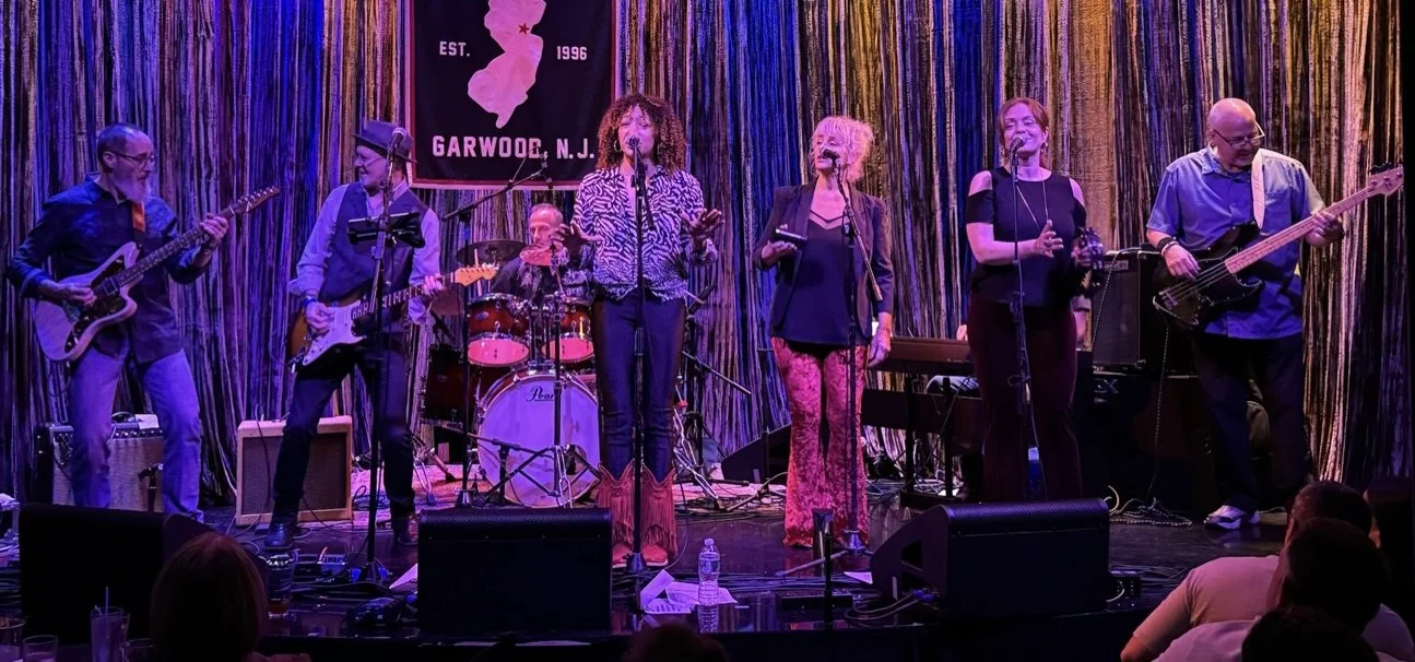 Sarah Hodd + The Drive @ Crossroads! 