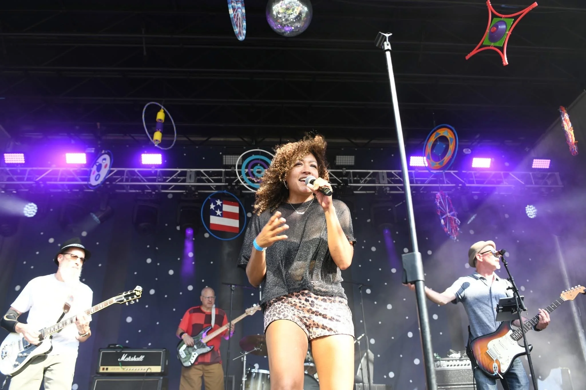 Sarah Hodd + The Drive @ Montclair Brewery!