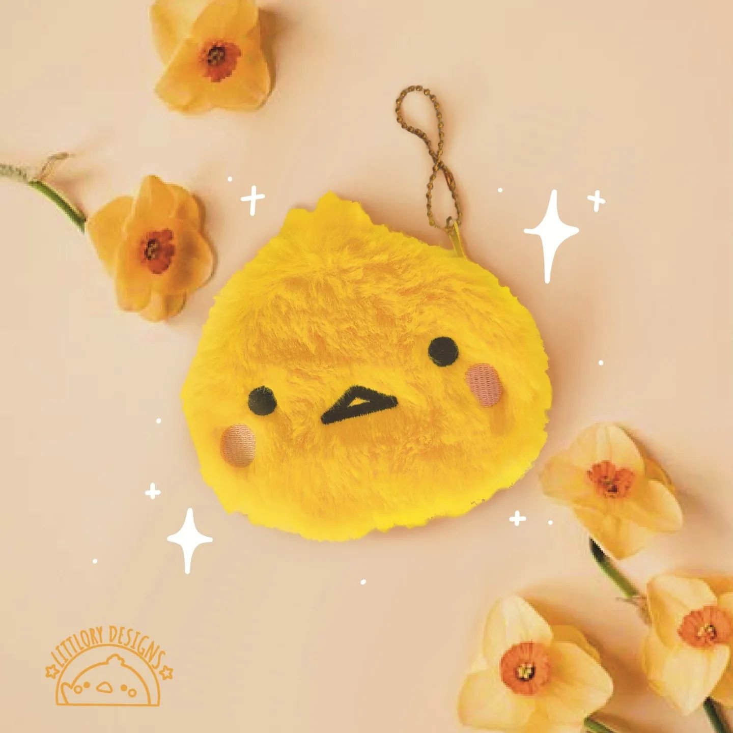 Am I the only one who keeps different things in a purse?🤔

If you have this cute little purse, what you gonna put in?😗

#purse #coinpurse #onlinestore #purseaddict #baglover #cardholder #cutepurse #yellow #chicken