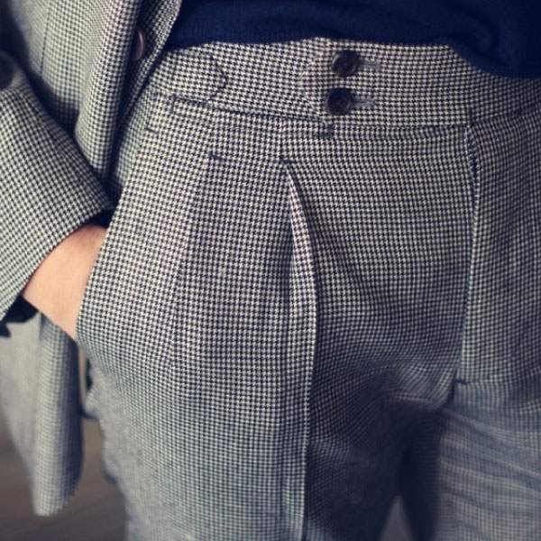 Mario COSTA - HOWARDS à PARIS - COSTUMES ET CHEMISES SUR MESURE DE LUXE A PARIS