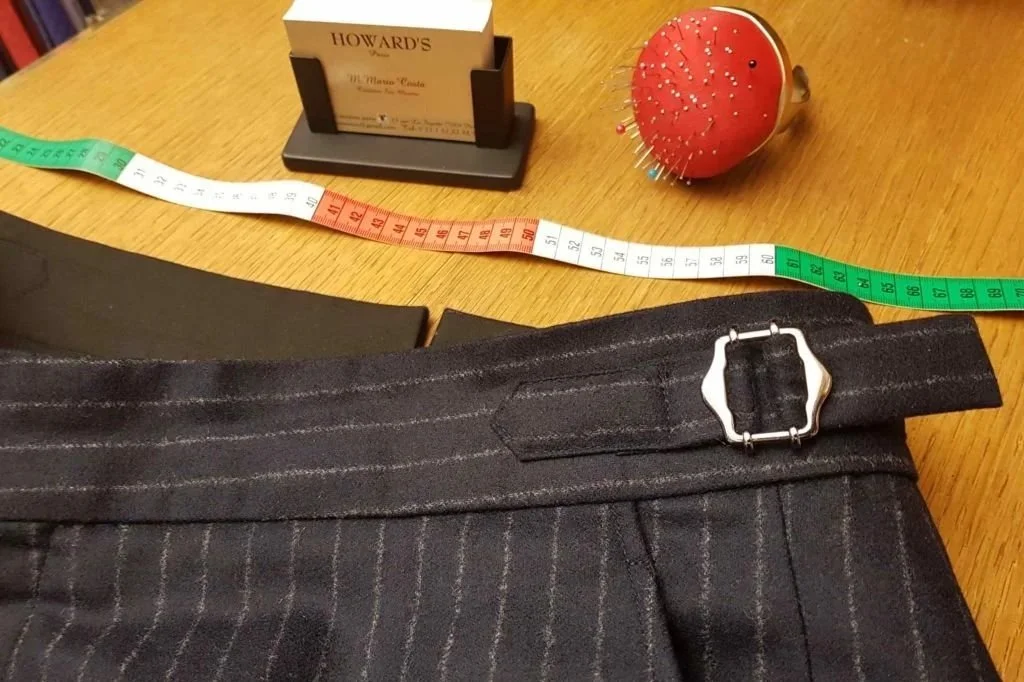 Mario COSTA - HOWARDS à PARIS - COSTUMES ET CHEMISES SUR MESURE DE LUXE A PARIS