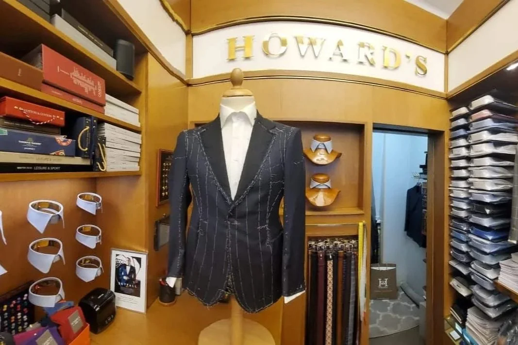 HOWARDS ADRESSE  CHEMISES & COSTUMES HOMME SUR MESURE de LUXE