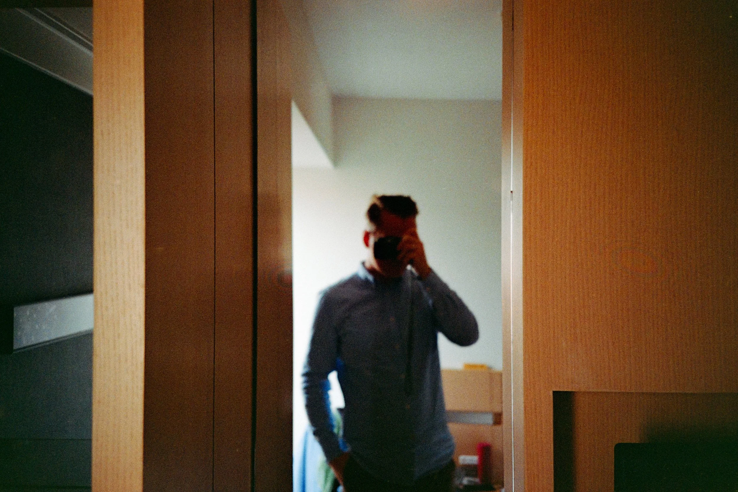 Fukuoka 福岡市 , Ricoh FF-9 + Kodak Gold 200