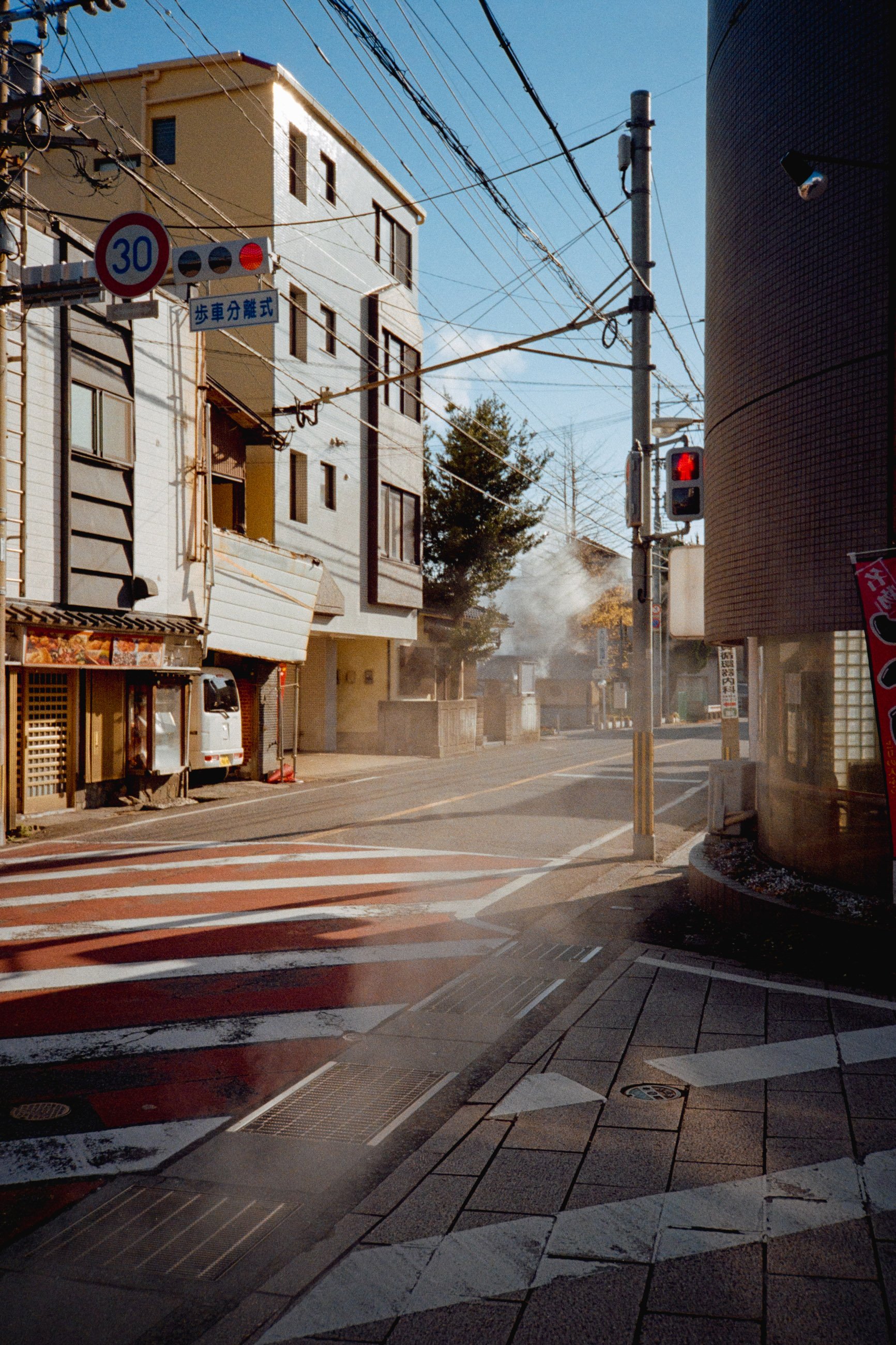 Beppu 別府市 , Ricoh FF-9 + Kodak Gold 200