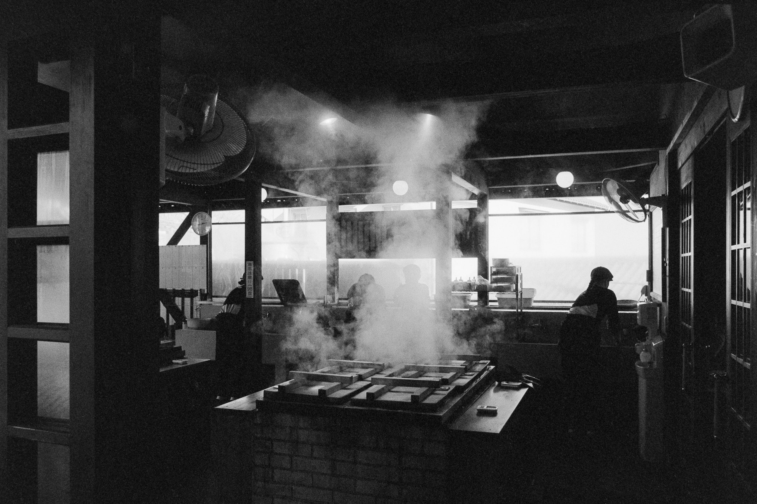Beppu 別府市 , Nikon F3 + Ilford HP5