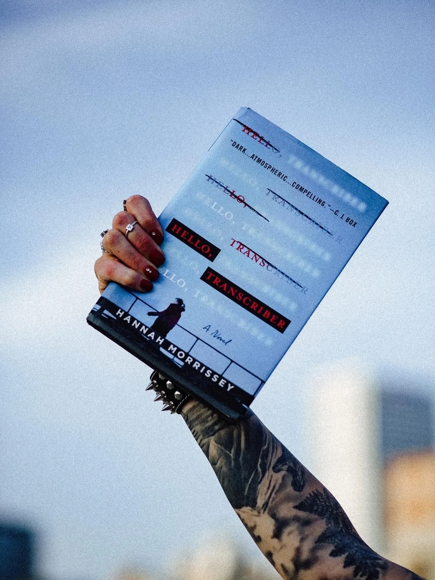 s u n d a y  s c a r i e s 💀 Black Harbor Edition

Q: Have you ever written a scene that actually scared you?

A: This was such a great question that an audience member asked at an event I did Friday night, I thought I would share it here! 

While I