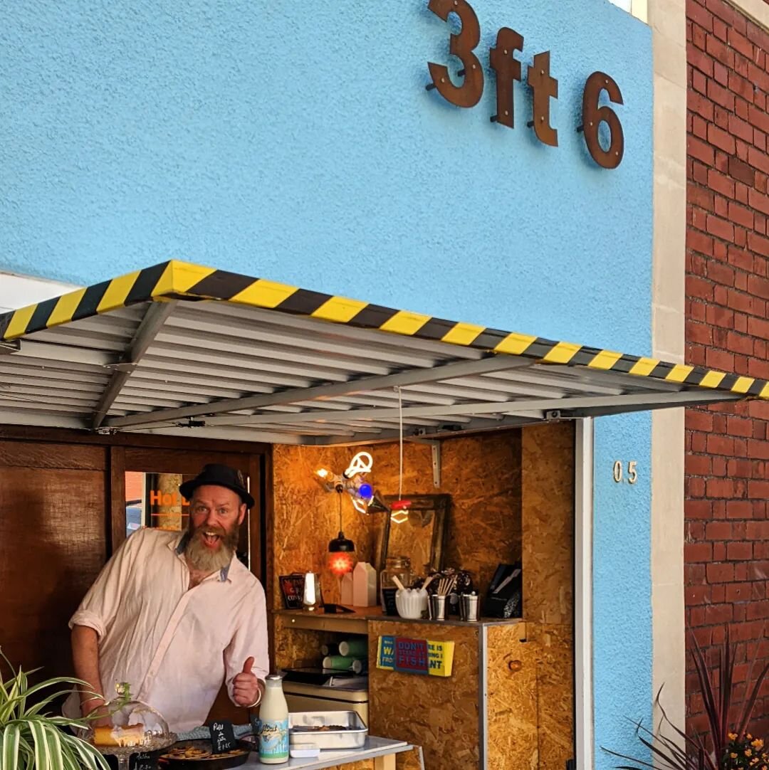 We like to keep things small and local, so how about the smallest caf&eacute; in Bristol! Sav runs the aptly named 3ft 6 next to Netham Park on the weekends, with mucho gusto and brilliantly sourced stuff

@3ft6_hot_drinks_house