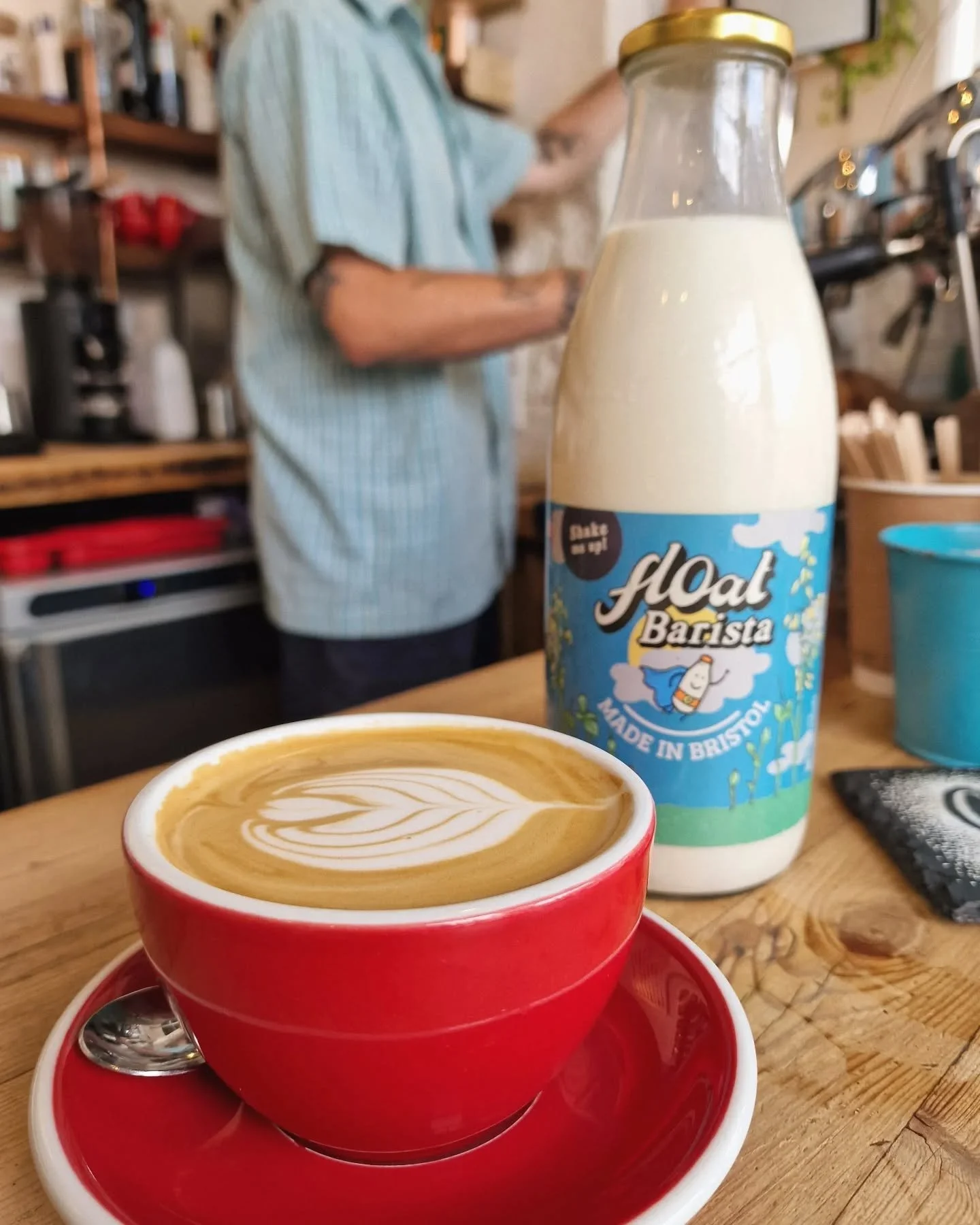 Float makes a gooood coffee! And the people at @picnic_bath know how to do it well. We've been supplying them for a few years (but sometimes it takes me a while to get around to taking photos...), and its always a friendly place to visit with lots of