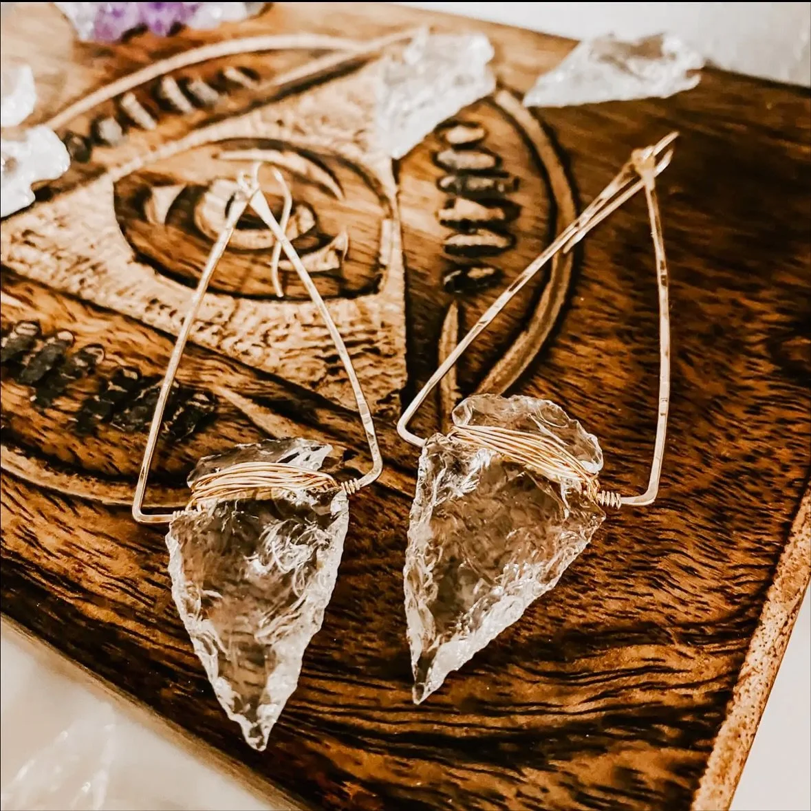 &gt;&gt; 🤩 NEWWWWW jewels in the shop from @derive_jewelry + we&rsquo;re pretty dang jazzed.