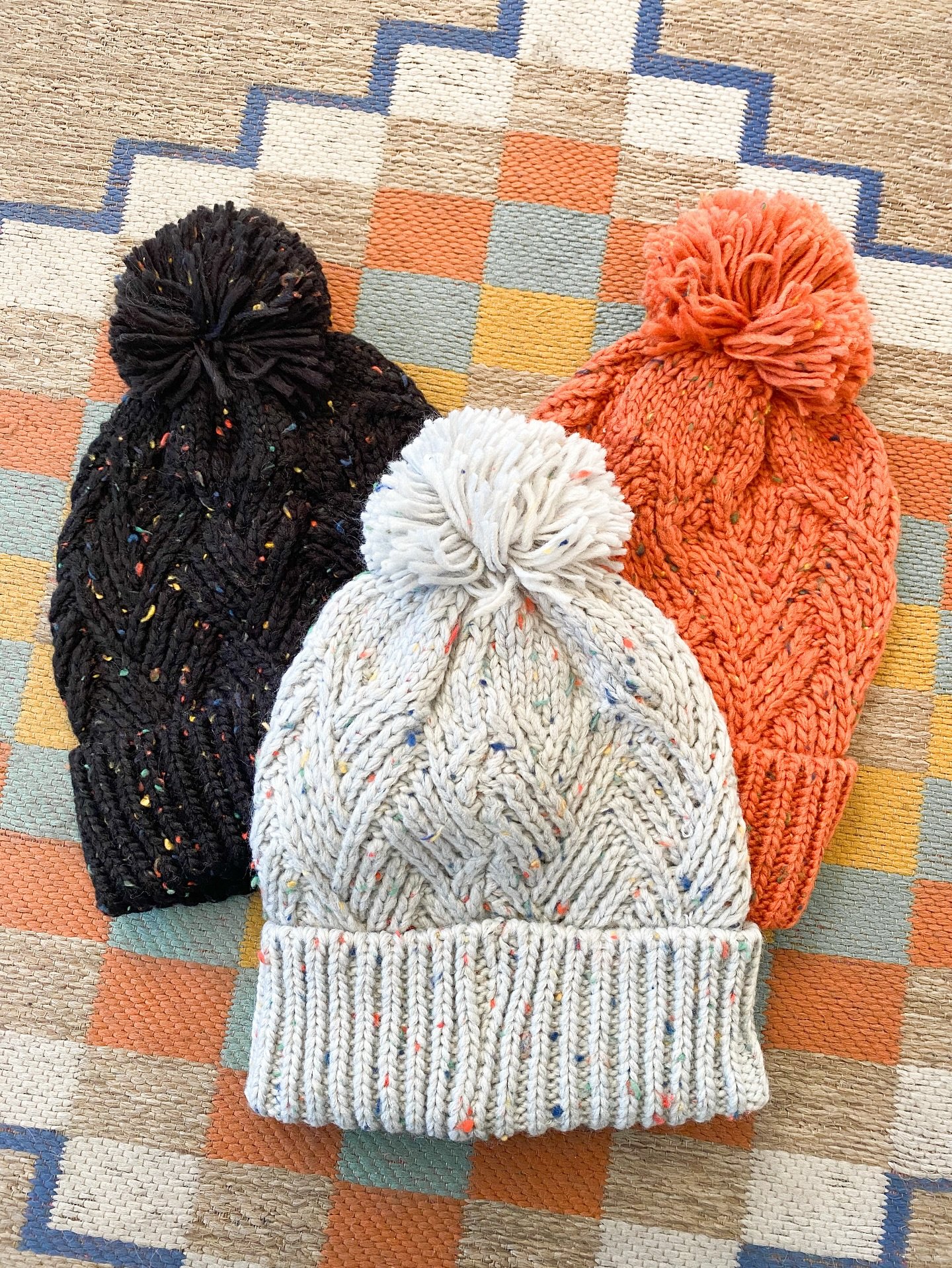 &gt;&gt; Woke up to some ❄️ ❄️ this morning! Perhaps time to rethink your cozy noggin cover game.