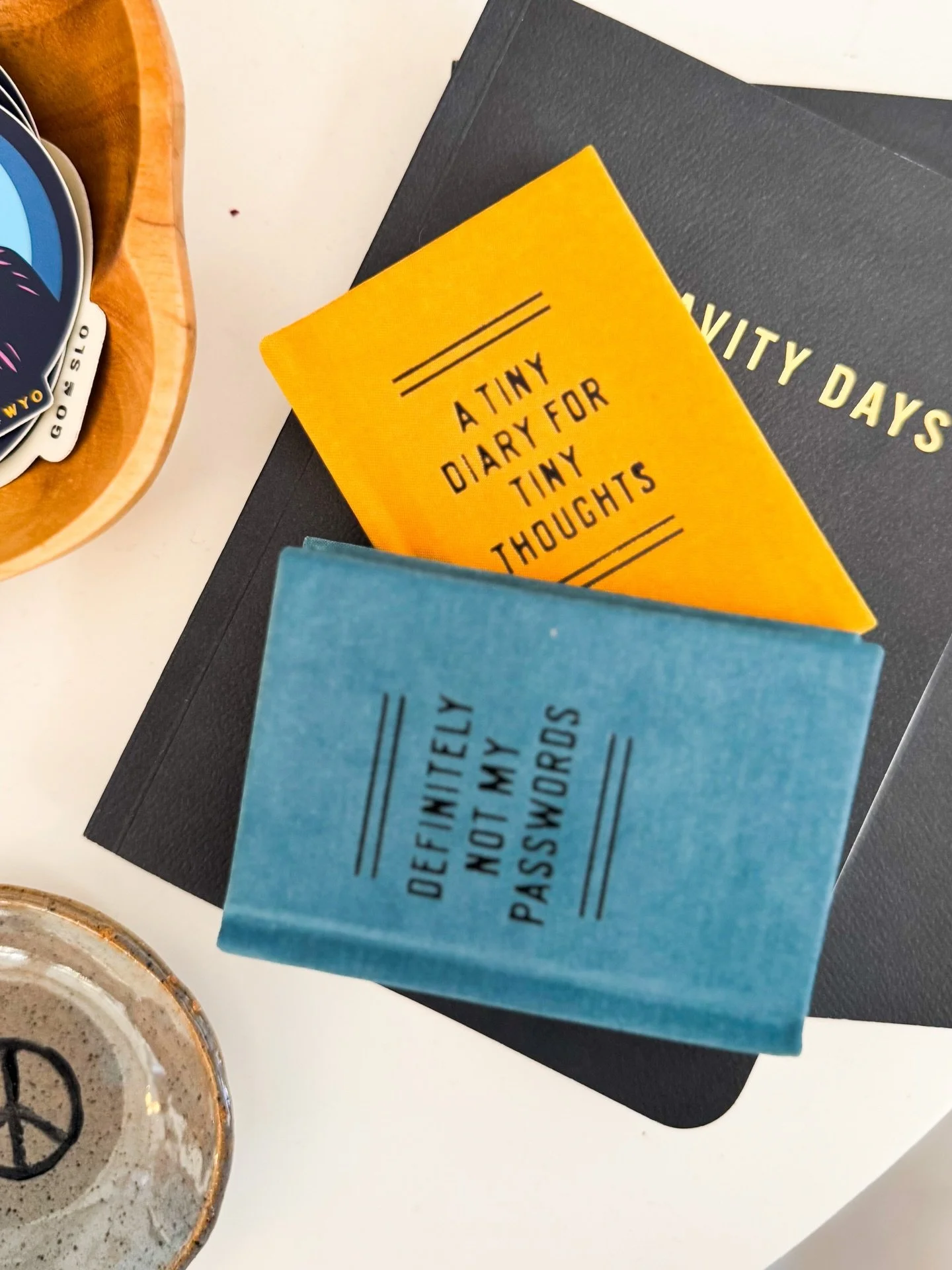 >> We&rsquo;re pen + paper people around here. 🧡✨