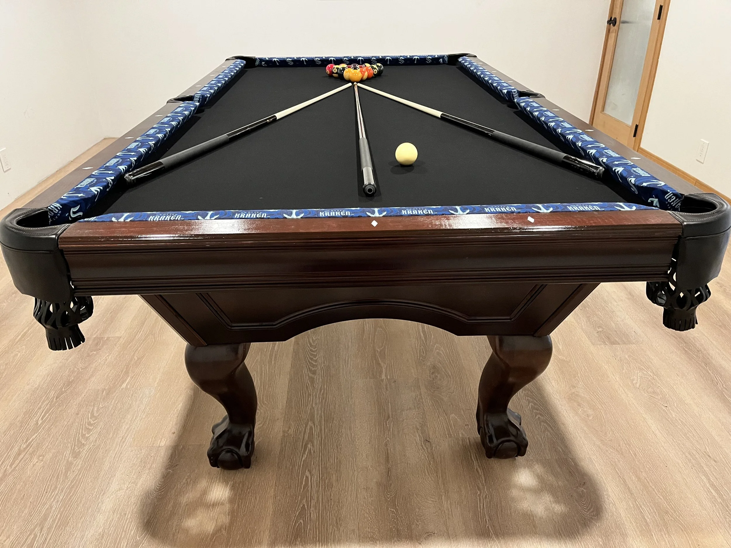 pool table refelt, refelt pool table, pool table repair, billiard pacific northwest, pool table installers, install pool table, billiards near me, leveling, pool table restore
