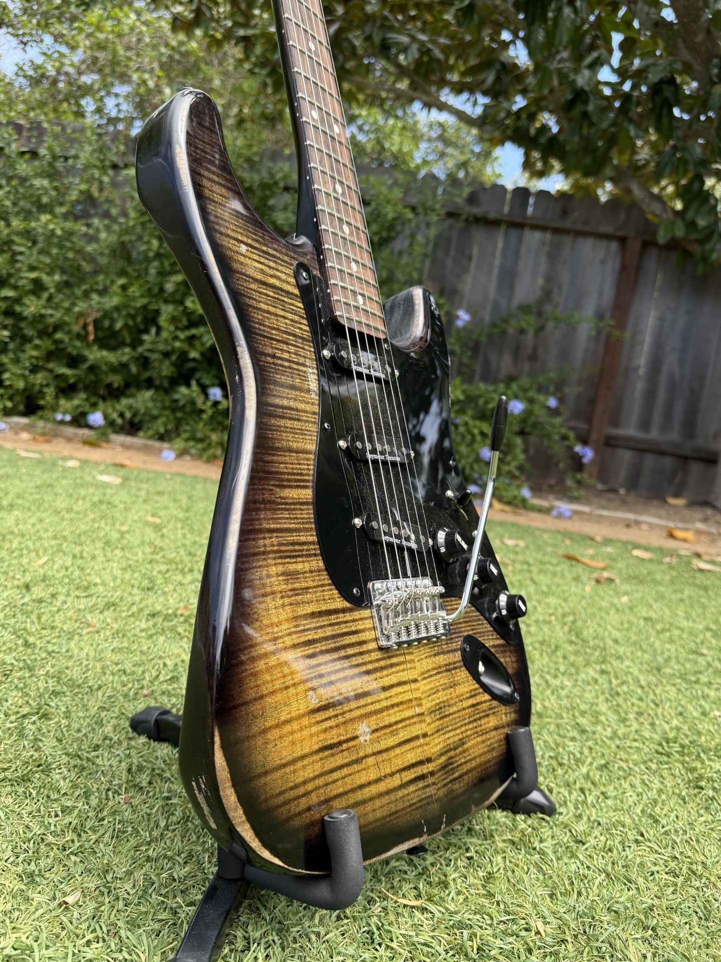 "Tiger King" S-style w/ Flame maple top