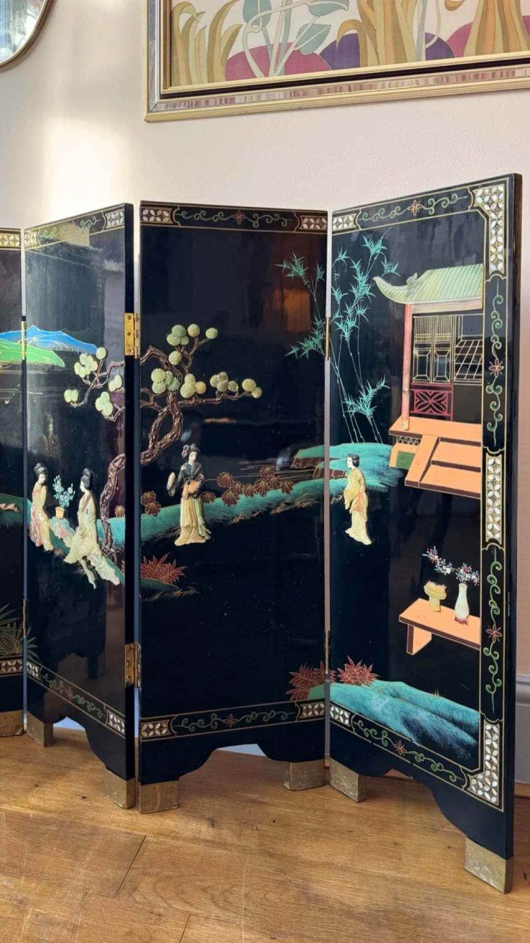 Albie&Pearl_antique screen0441.jpg