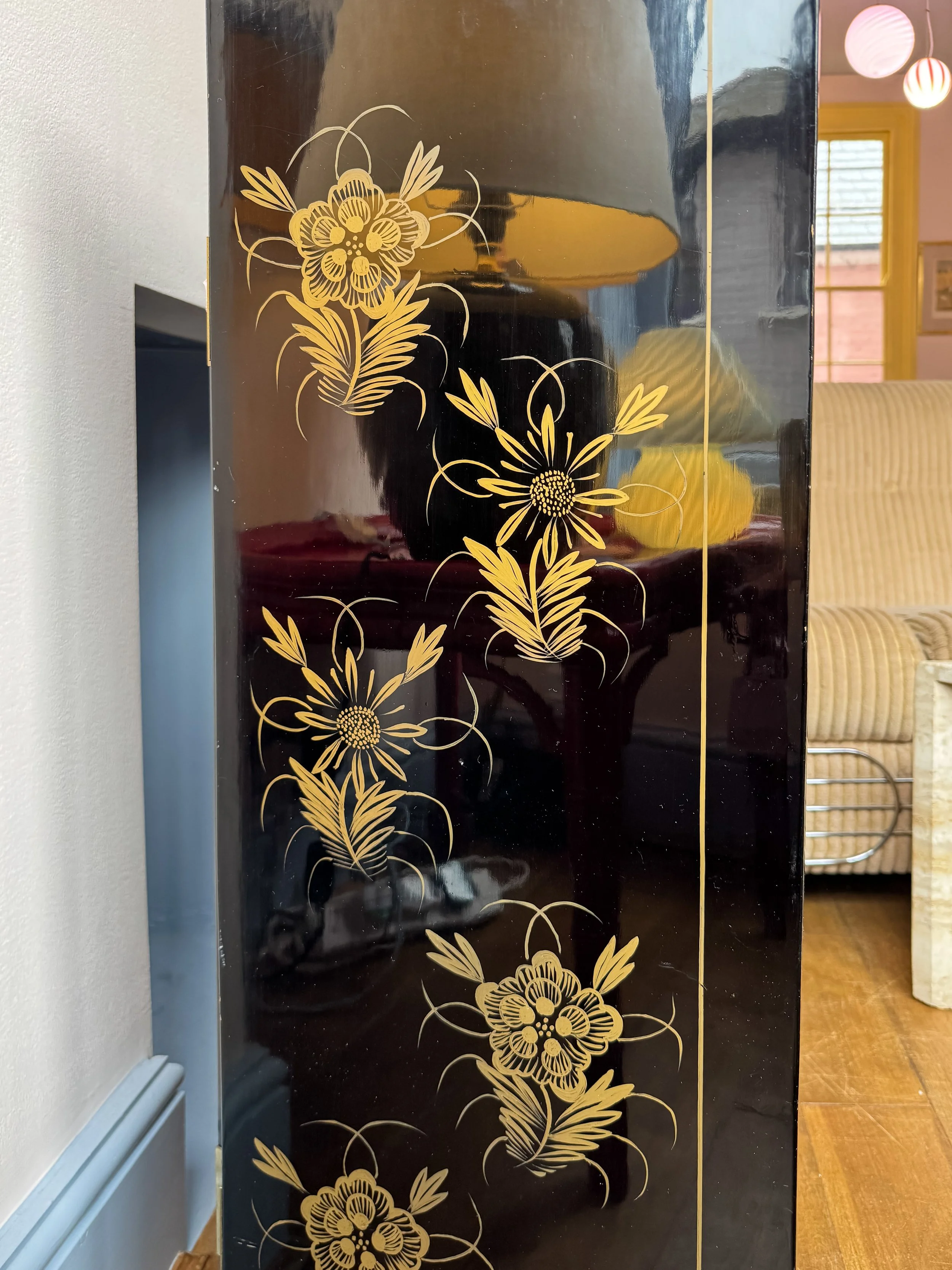 Albie&Pearl_antique screen0430.jpg