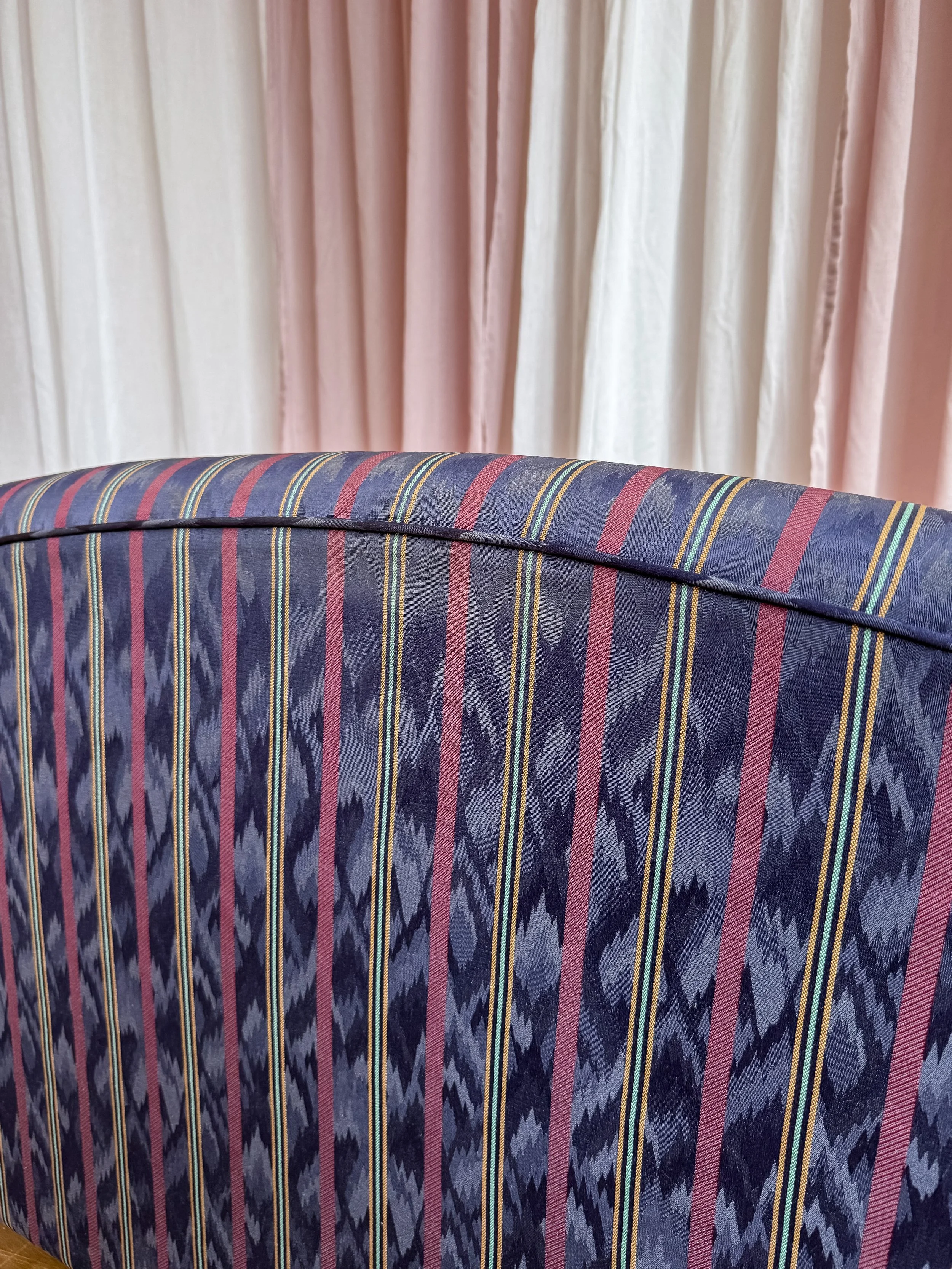 _Albie & Pearl_vintage0082Sofa.jpg