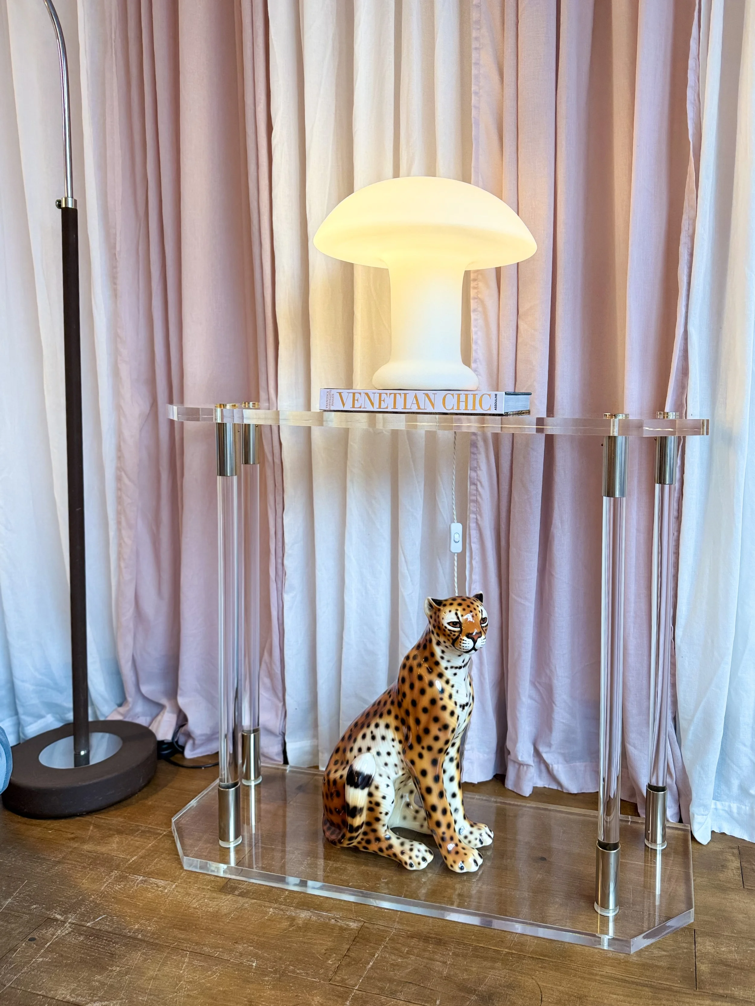 Albie&Pearl_Lucite console table0295.jpeg