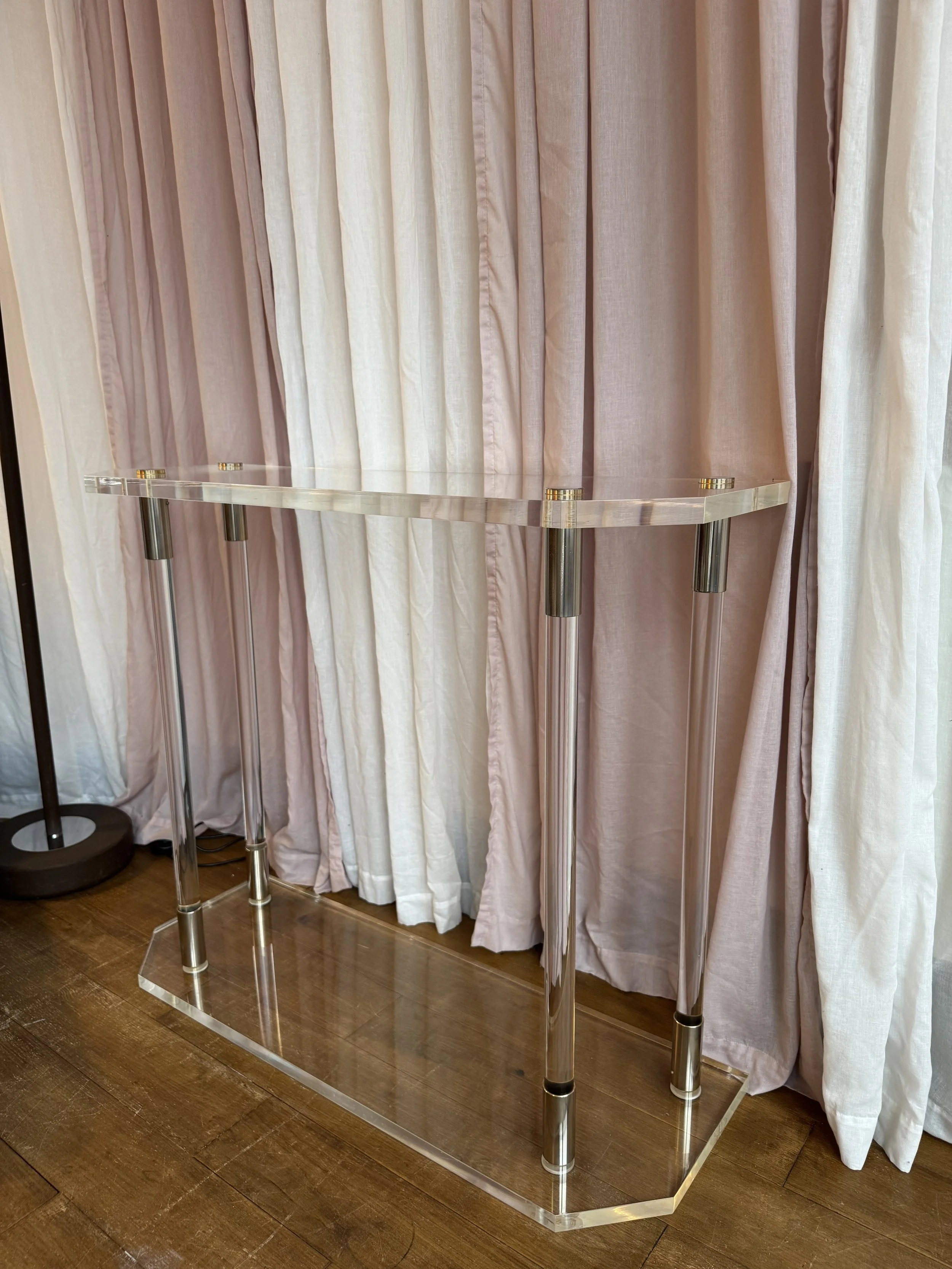 Albie&Pearl_Lucite console table0304.jpeg
