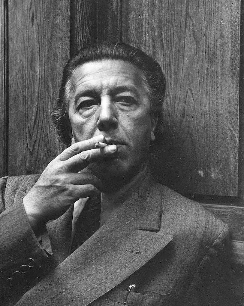 &laquo; Avec Allais, la mystification s&rsquo;&eacute;l&egrave;ve &agrave; la hauteur d&rsquo;un art...
Il va sans dire que l&rsquo;&eacute;dification de ce mental ch&acirc;teau de cartes exige avant tout une connaissance approfondie de toutes les re