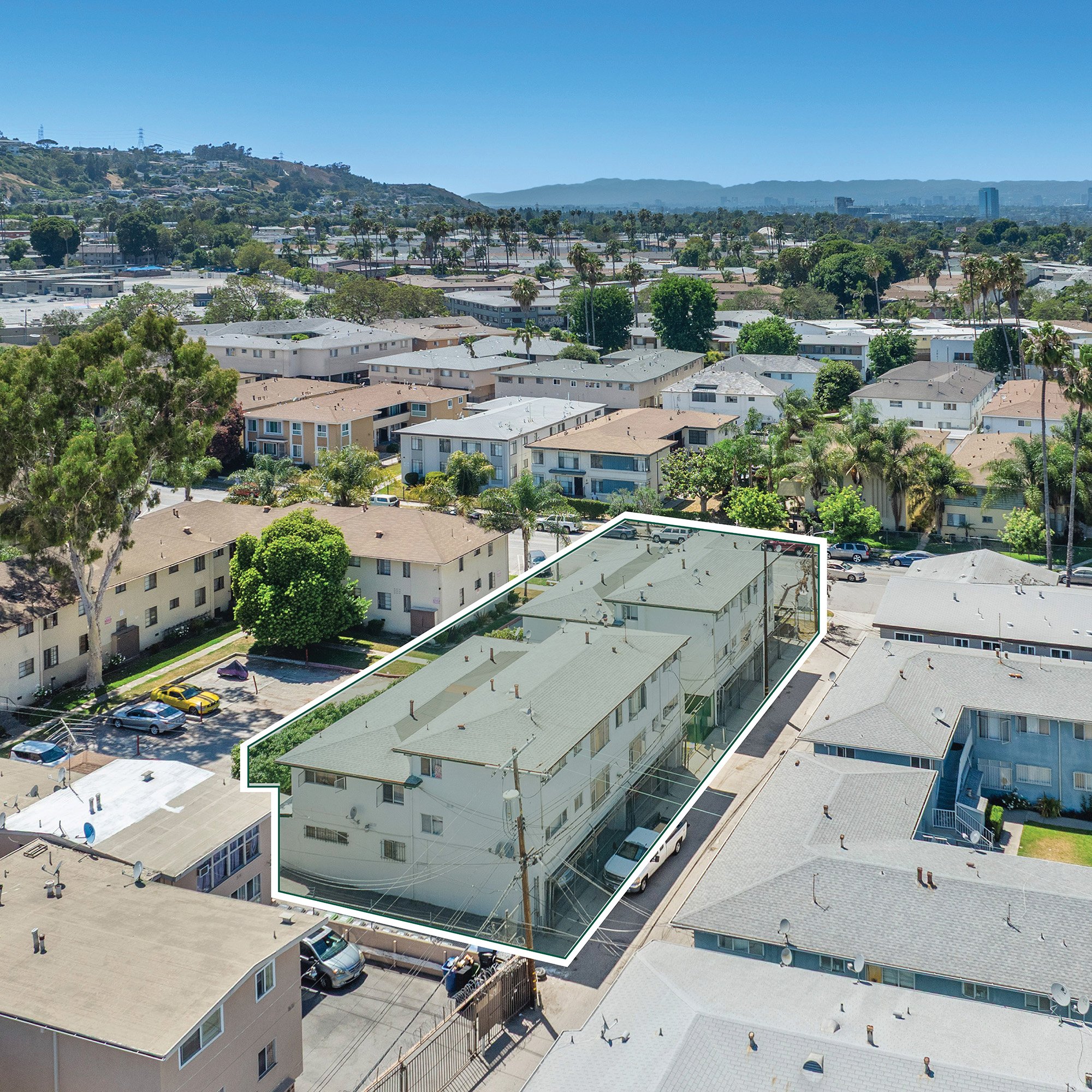 3950 S Hillcrest Dr - Post17.jpg