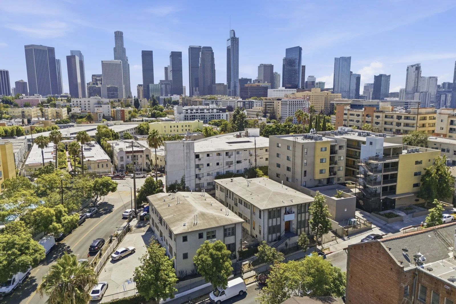 01-412-union-dr-los-angeles-18-unit-apartment-building-aerial.jpg