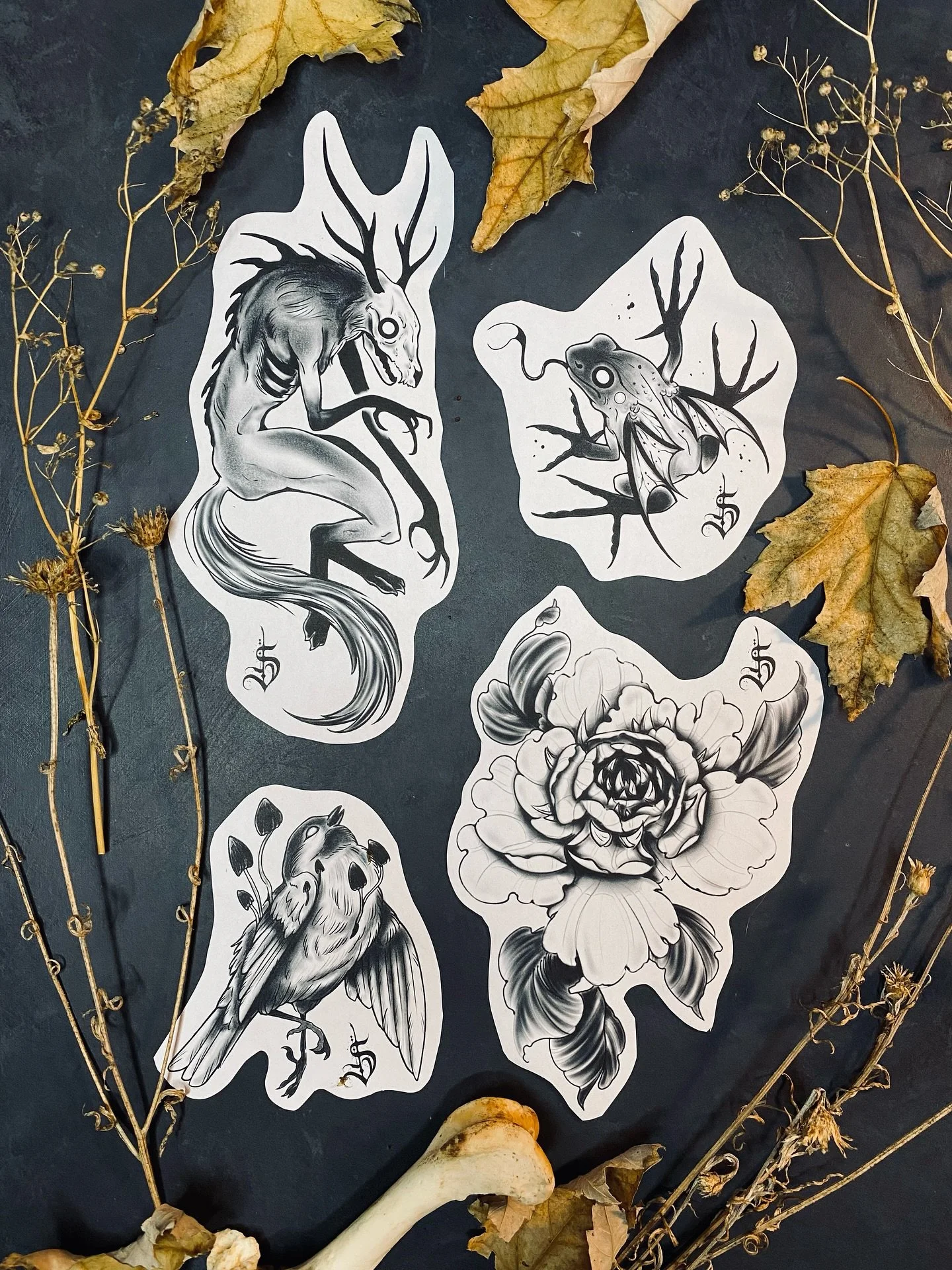 ⭐️ FRIDAY OCT 31st ⭐️ Is SPOOKY HALLOWEEN Flash Day @tempest.tattoo.atelier! 

⏰ Doors open at 11am
‼️ WALK-INS ONLY ‼️ 

💥 FIRST COME FIRST SERVE 

Here&rsquo;s the specials for these new designs (DM for pricing on everything else!)

I will also be