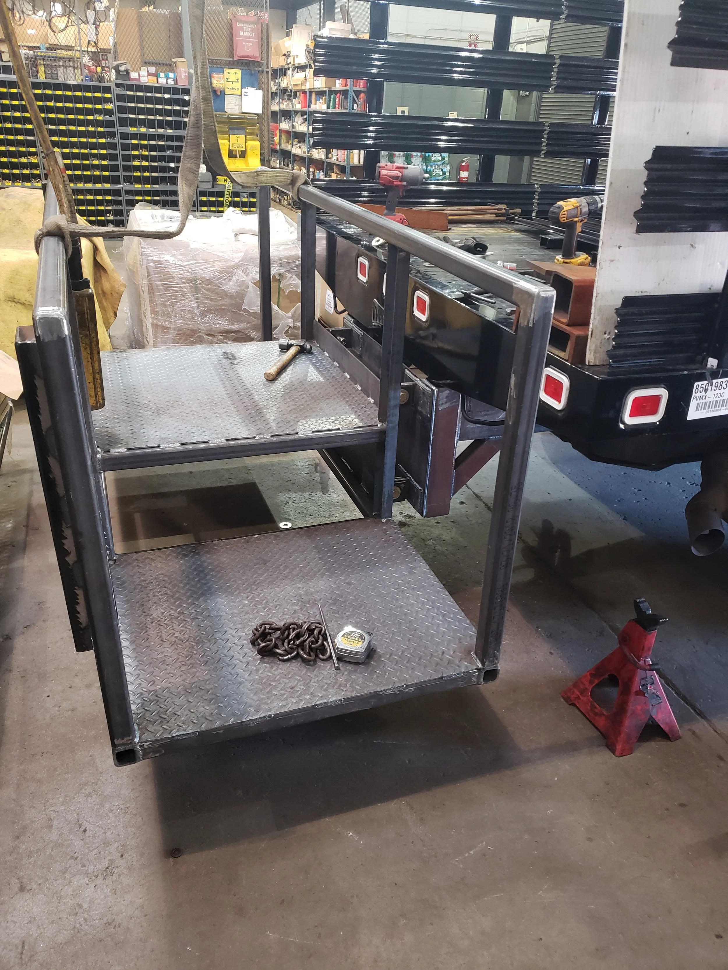 MAN BASKET FOR F-550 SAFTEY TRUCK