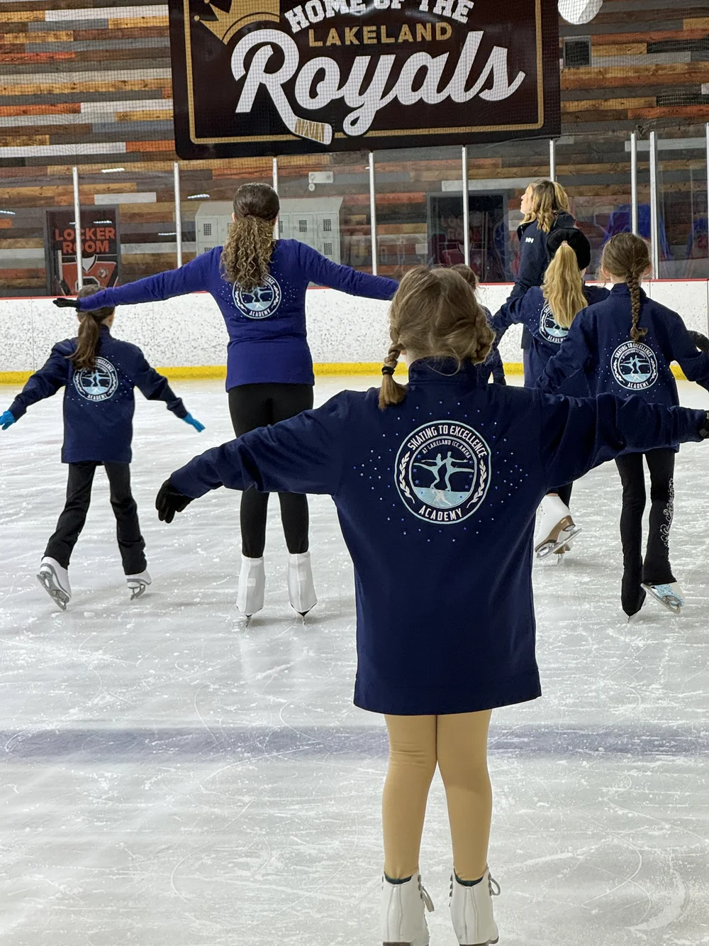 Skating To Excellence Academy