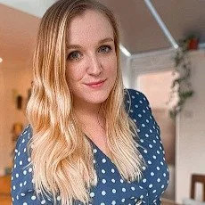 Rachel Hill (insta: theinvisiblehypothyroidism)