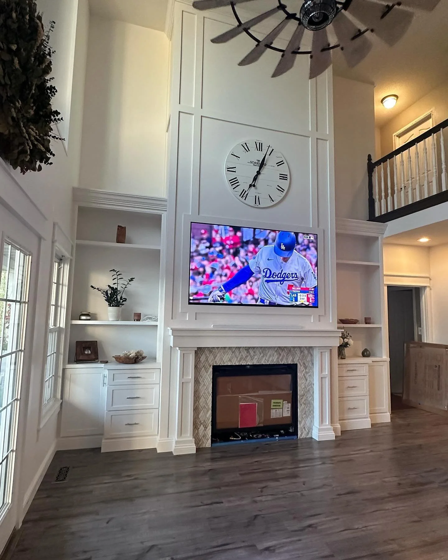 Carpenter @jwacha87 Painters @americancoatingsil Finished product 🔥🔥🔥