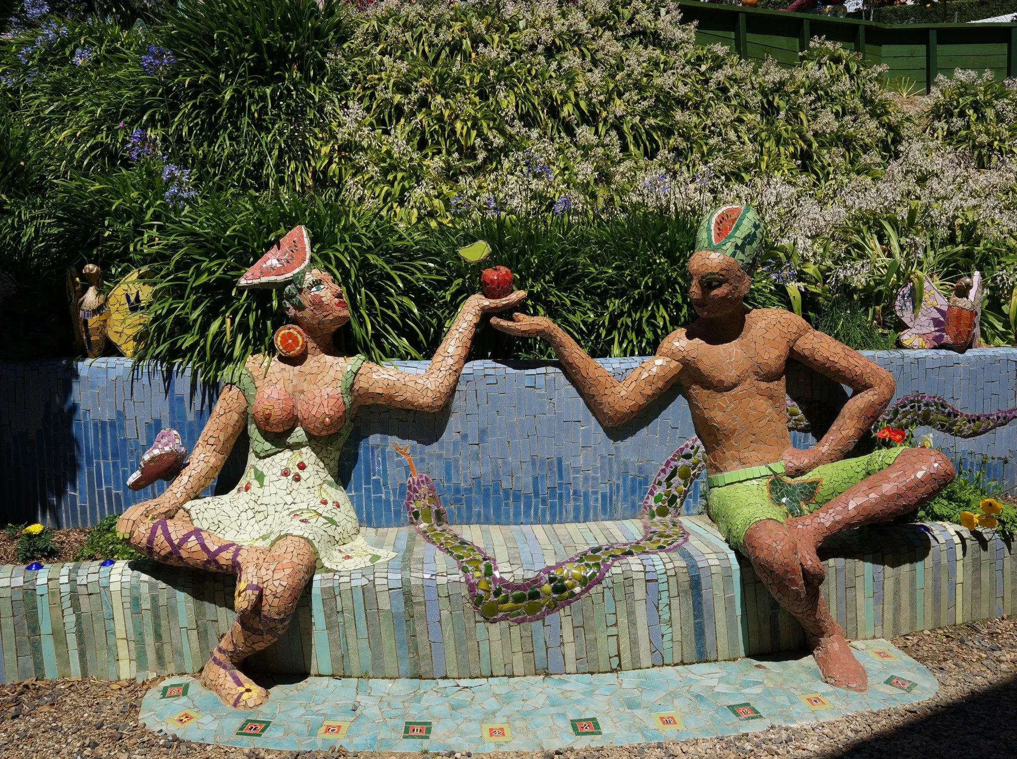 The Giant&rsquo;s House &mdash; ★★★★★★
This six-star garden in Akaroa combines exuberant planting with vibrant mosaic sculpture, created by artist Josie Martin as a living three-dimensional artwork. Terraced garden rooms climb a sunny hillside around