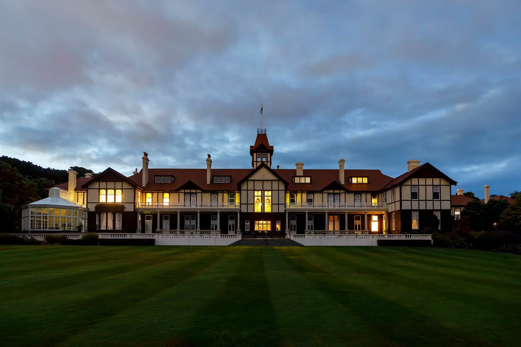 Government House Garden, Wellington &mdash; ★★★★★
In the middle of Wellington, a stone's throw from the Beehive, twelve hectares of beautifully managed garden quietly get on with things largely unseen. Native shrubs clipped into confident formal shap