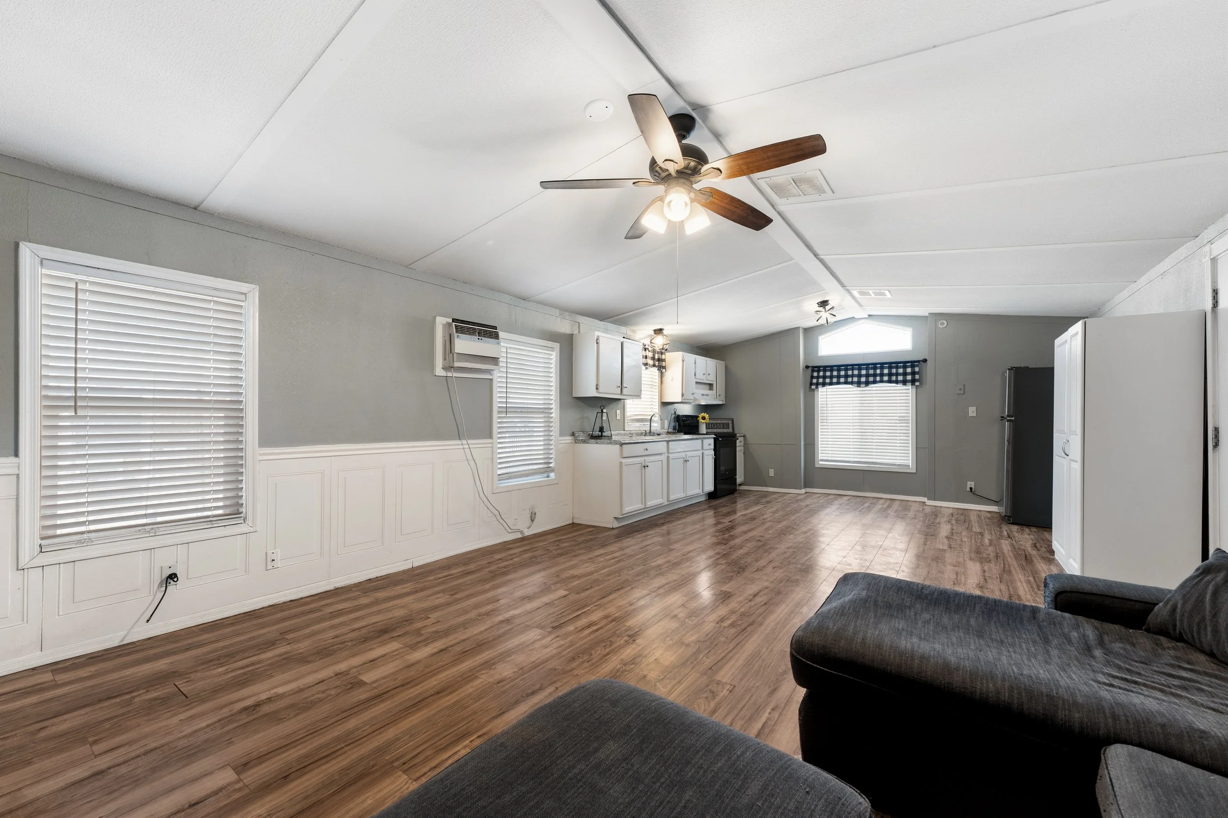 005__1770 N Valley Dr unit 25.jpg