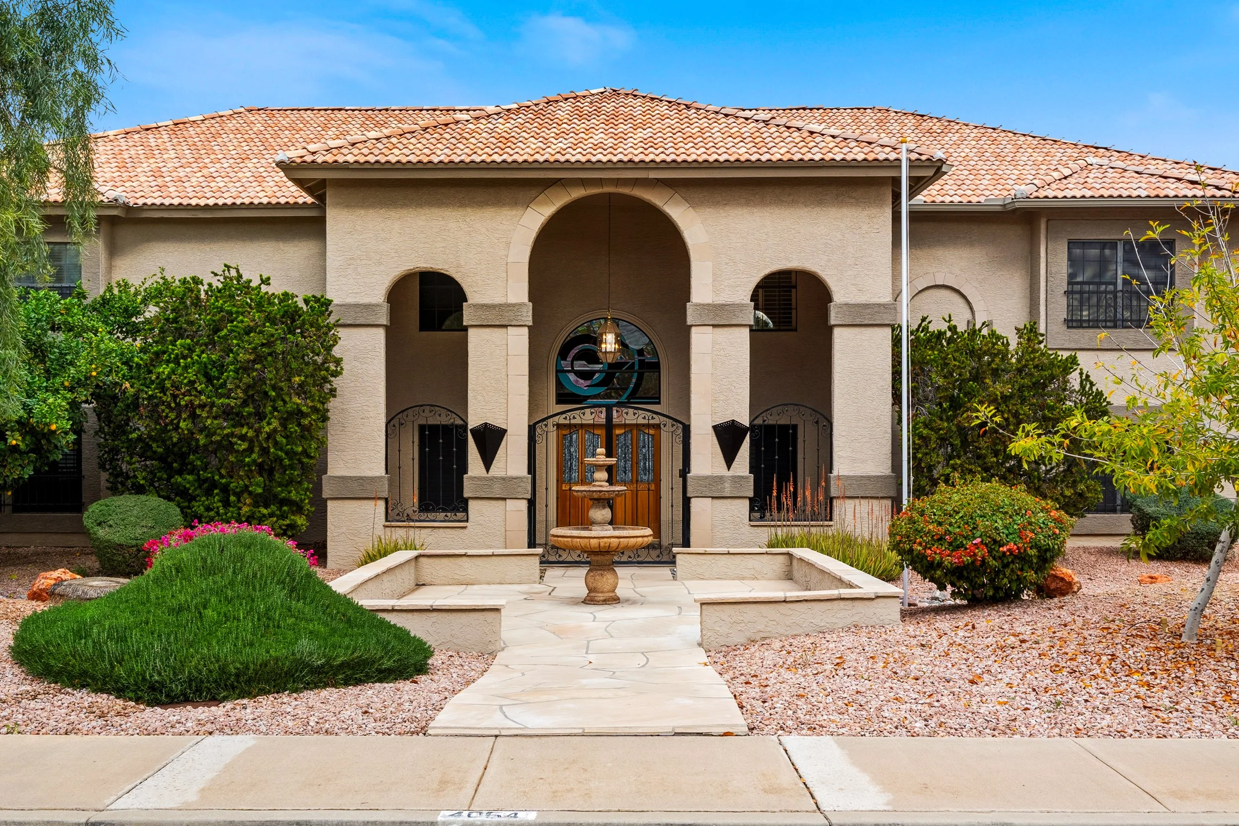 001__4064 E Hale Cir.jpg