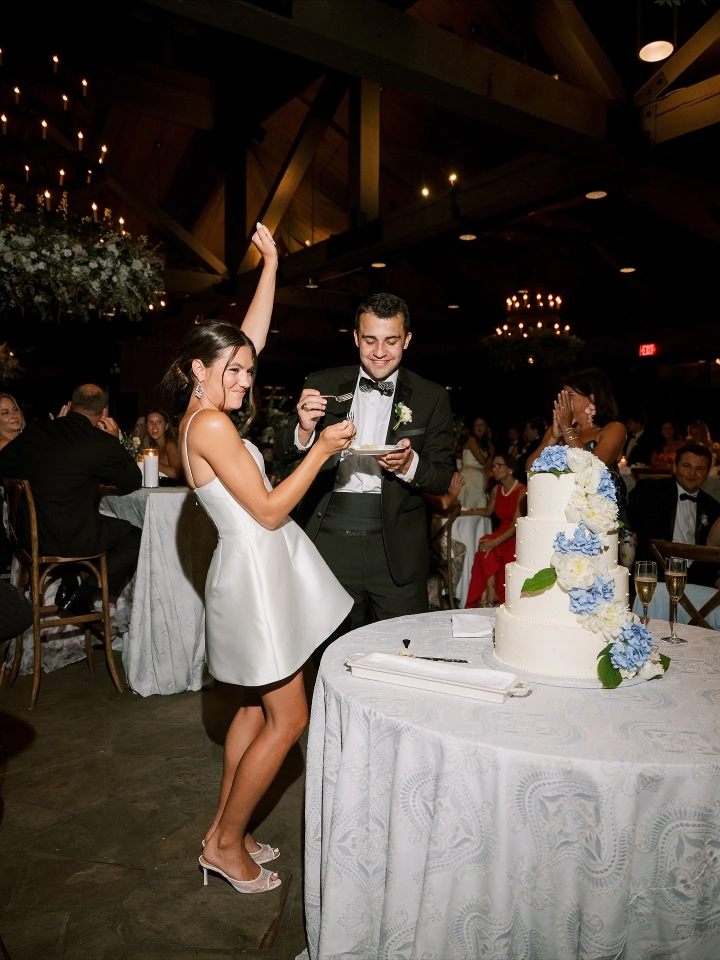 This is what it looks like when your priority for reception is to have fun!!
Shot for @samanthajeanbecker