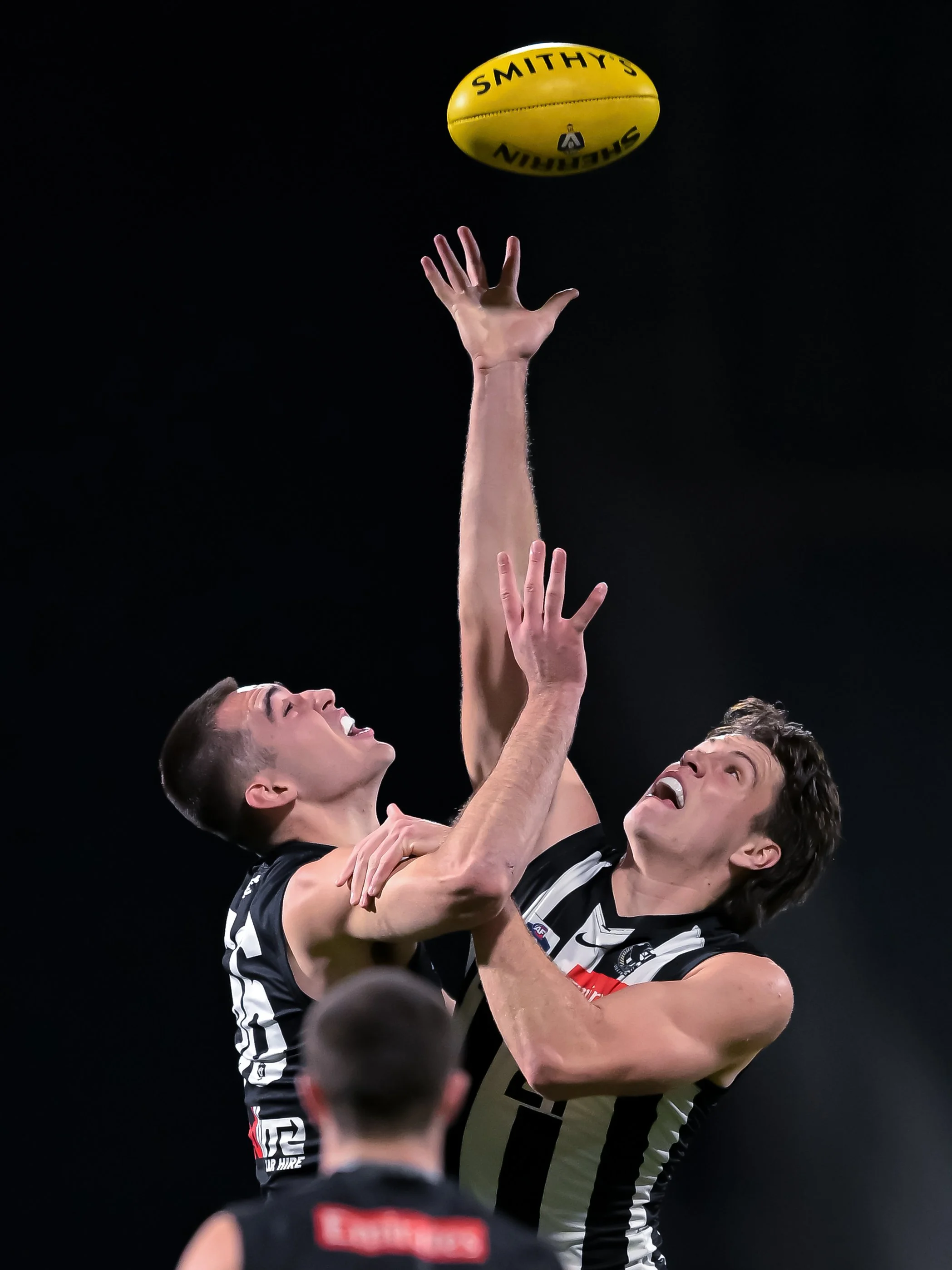 CollVsCarlVFLmens0667.jpg
