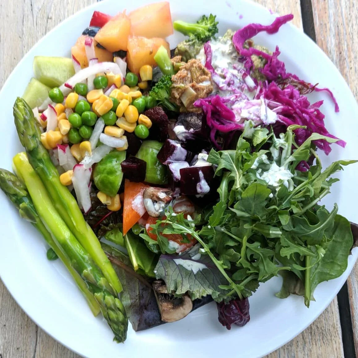 hw_brunchsalad2.jpg