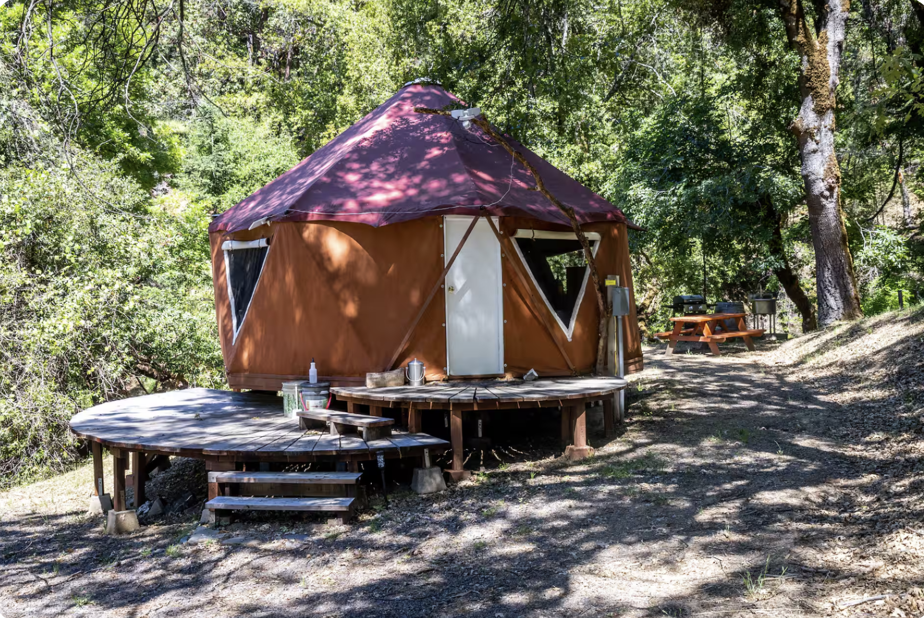 The Yome ~ A haven merging the best of dome and yurt. Embrace nature's embrace in its encircling design, fostering a deep sense of peace and connection. Soak in the starlit skies, rustling trees, and passing wildlife, enveloped in nature's embrace. 