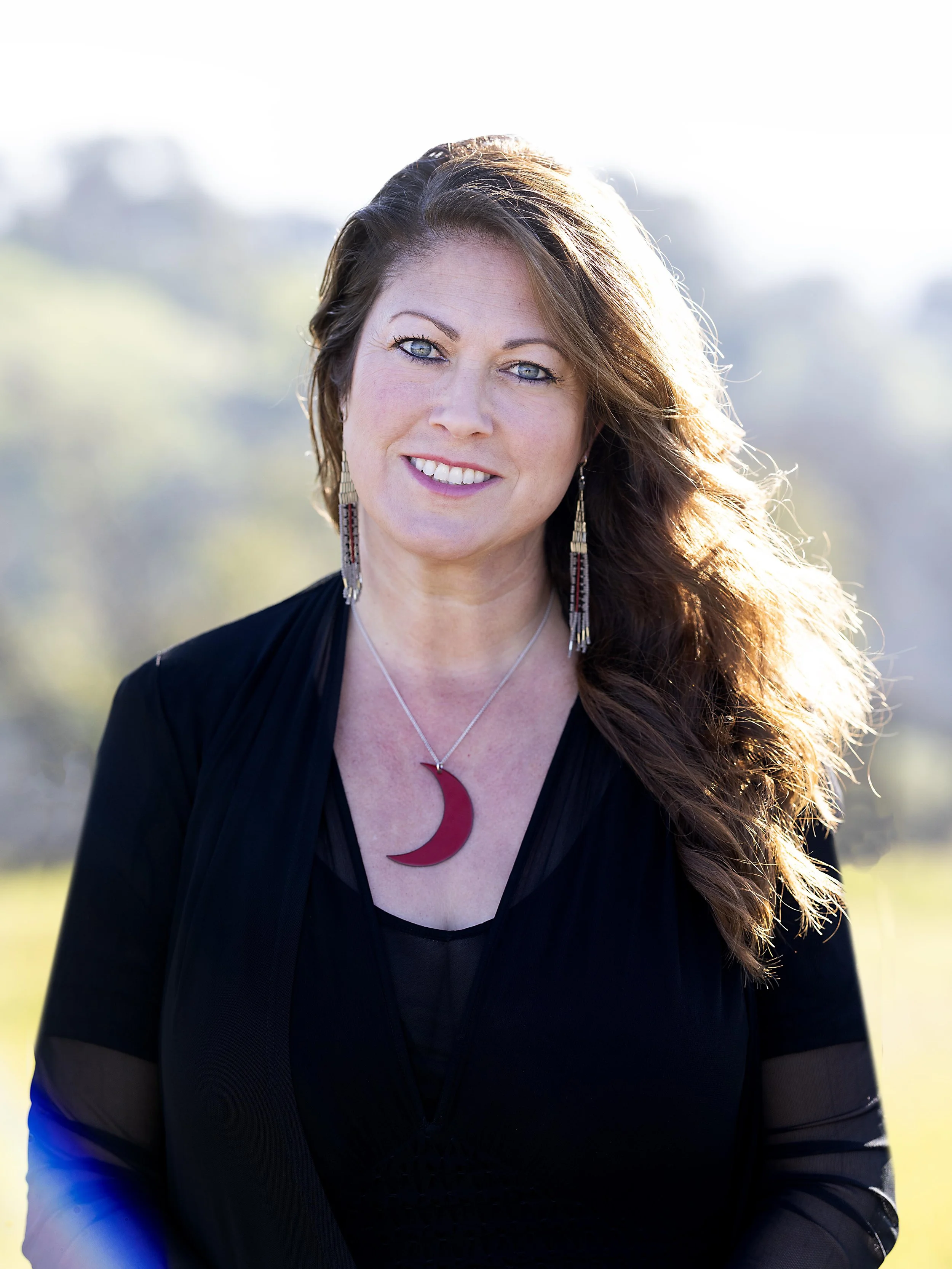 Tarot artists, oracle arts, and intuition workshop teacher