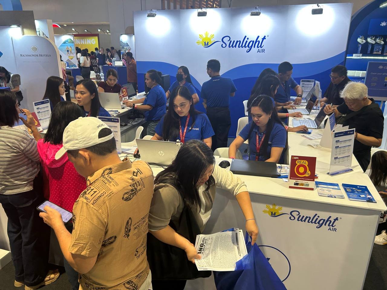 Sunlight Air makes its mark at Travel Madness Expo 2025.
