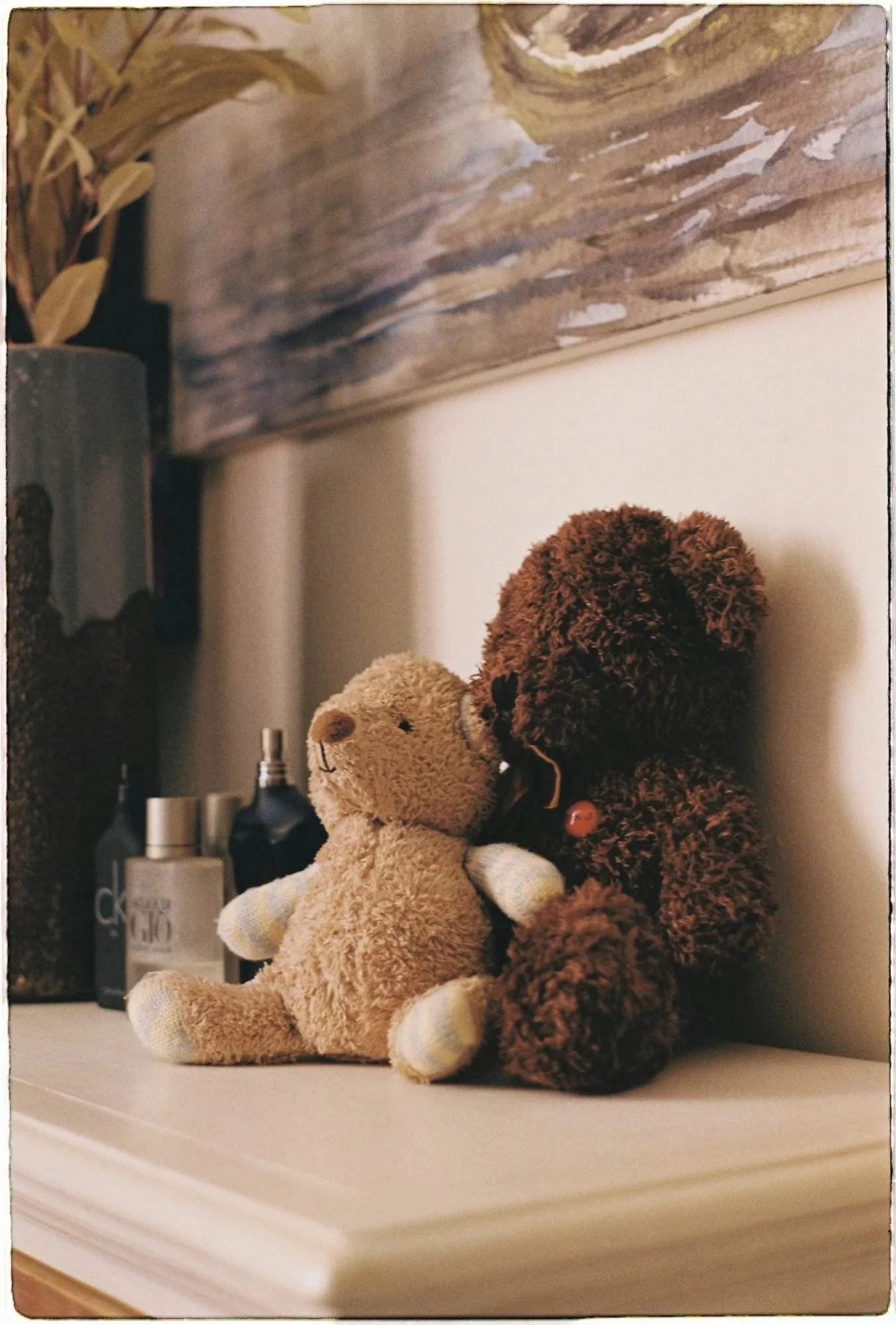 Decluttering Sentimental Items Without Guilt: A Mindful Approach