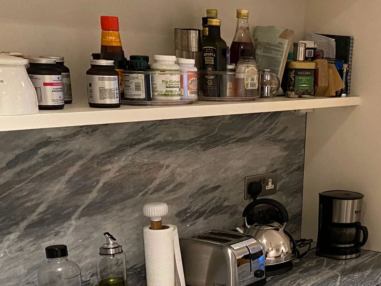 Before: Kitchen Organisation by Homefulness