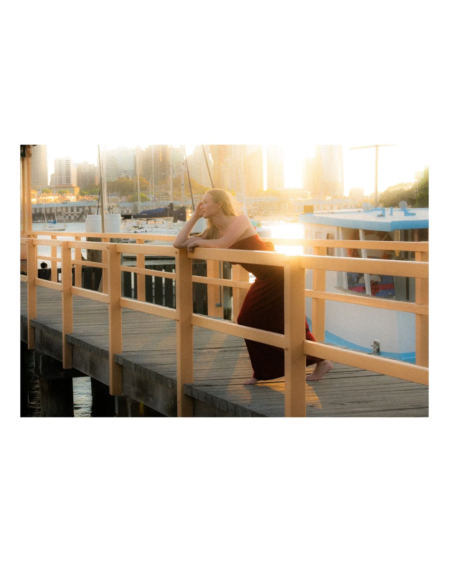 04/12/24 ☀️ A little wander around the city during golden hour

Shot on a #nikon #zf