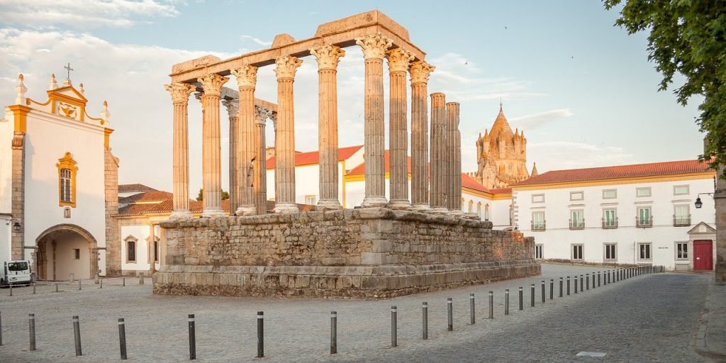 Evora-1-1024x512.jpg